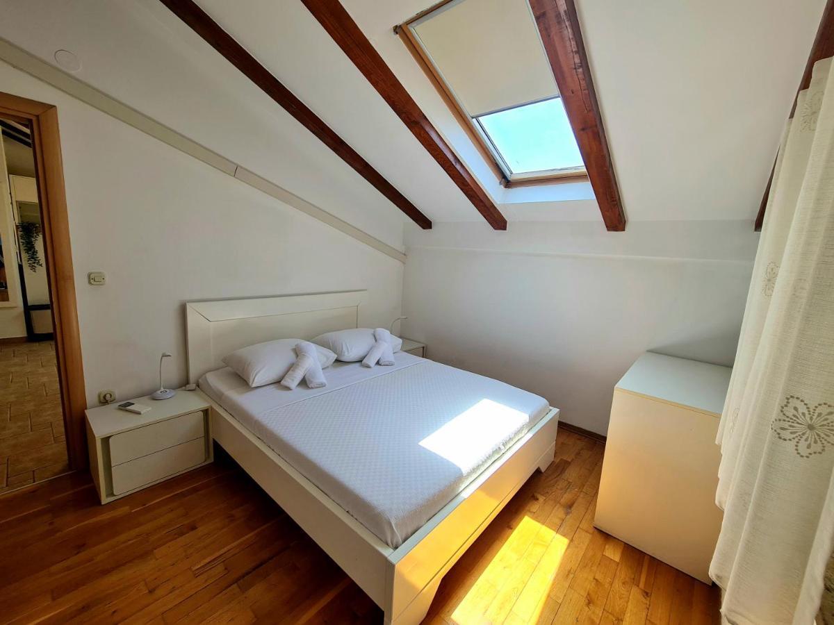 Apartments Roko ザダル エクステリア 写真