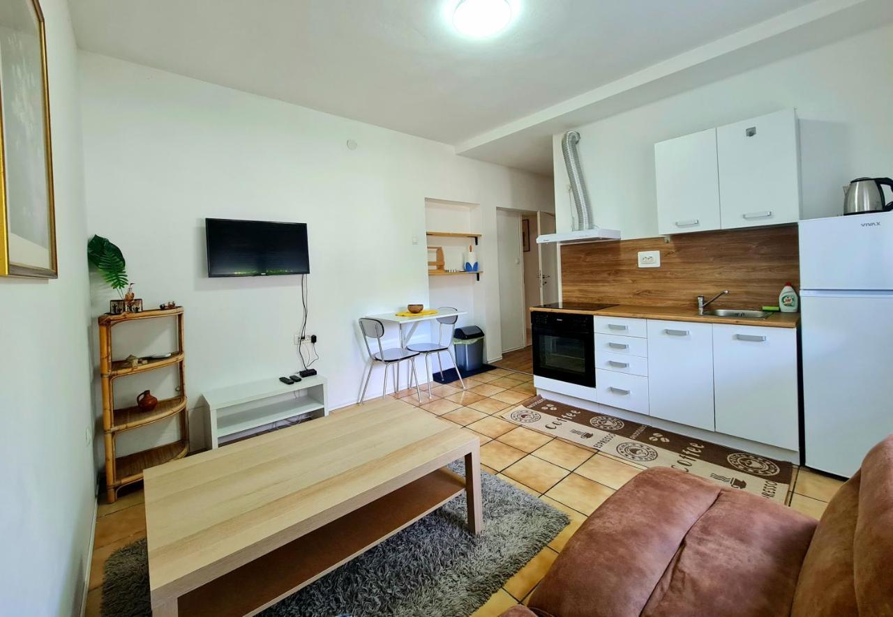 Apartments Roko ザダル エクステリア 写真